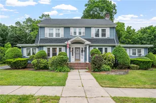 60 White Pkwy, North Smithfield, RI 02896 - Photo 1