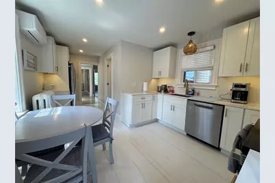 8 Barney Street #2, Newport, RI 02840 - Photo 1