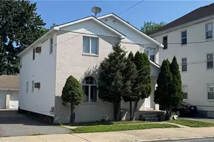 179 Wallace St, Providence, RI 02909 - Photo 1