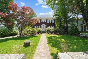 112 County Rd, Barrington, RI 02806 - Photo 1