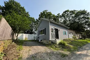 16 Mayor Ln, Warwick, RI 02889 - Photo 1