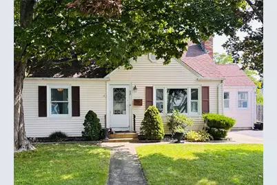 62 Stone Avenue, Warwick, RI 02889 - Photo 1