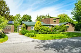 142 Honeyman Ave, Middletown, RI 02842 - Photo 1