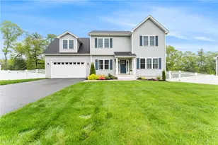 13 Minglewood Dr, Coventry, RI 02816 - Photo 1