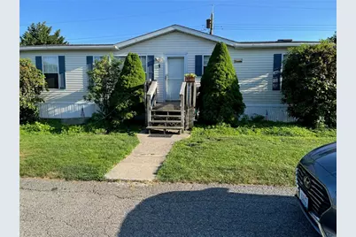 1 South Drive, Portsmouth, RI 02871 - Photo 1