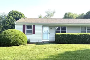 28 Ethel Dr, Portsmouth, RI 02871 - Photo 1