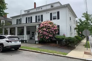 28 Broad St, Warren, RI 02885 - Photo 1