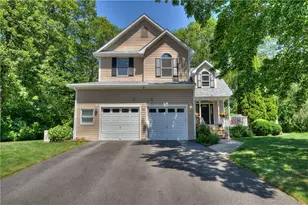 84 Bakewell Ct, Cranston, RI 02921 - Photo 1