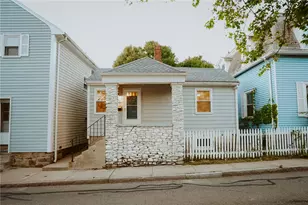 30 Dixon St, Newport, RI 02840 - Photo 1