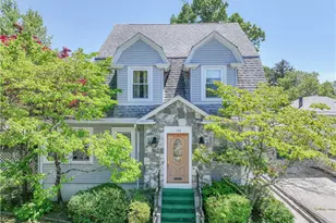 126 Massachusetts Ave, Providence, RI 02905 - Photo 1