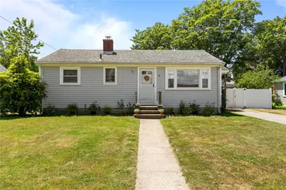 19 Murphy Circle, Middletown, RI 02842 - Photo 1