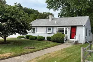 26 Flora Ave, Woonsocket, RI 02895 - Photo 1