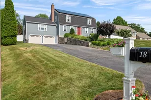 18 Valley Stream Dr, Cumberland, RI 02864 - Photo 1