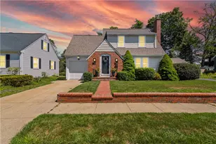 43 Dartmouth Ave, East Providence, RI 02915 - Photo 1