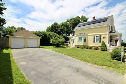 16 Congdon Avenue, Newport, RI 02840 - Photo 1