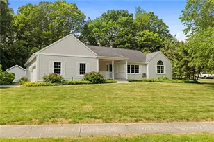240 Mulberry Dr, South Kingstown, RI 02879 - Photo 1