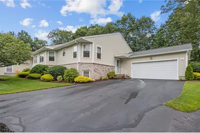 4 Hunters Run, North Providence, RI 02904 - Photo 1