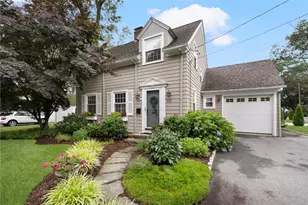 221 Trinity St, Warwick, RI 02886 - Photo 1