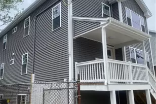 11 Chambers St, Providence, RI 02907 - Photo 1