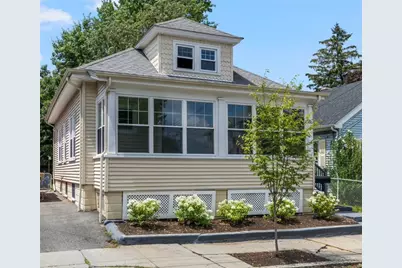 66 Grosvenor Avenue, Providence, RI 02908 - Photo 1