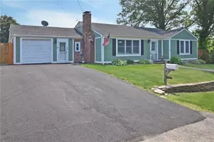32 Harrington Dr, Johnston, RI 02919 - Photo 1