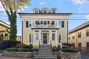 75 Pelham St, Newport, RI 02840 - Photo 1