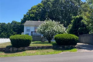 35 Bellevue Ave, Westerly, RI 02891 - Photo 1