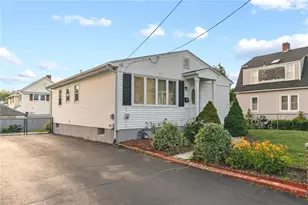 61 6th St, East Providence, RI 02914 - Photo 1