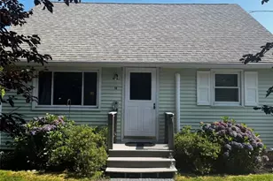 16 Green Acres Dr, Narragansett, RI 02882 - Photo 1