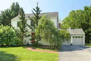 261 Lincoln Ave, Barrington, RI 02806 - Photo 1