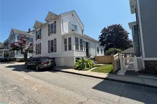 107 Prospect Hill St, Newport, RI 02840 - Photo 1