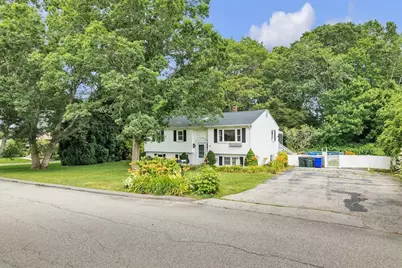 8 Tonkawa Avenue, Westerly, RI 02891 - Photo 1