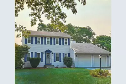 28 Mast Court, Middletown, RI 02842 - Photo 1