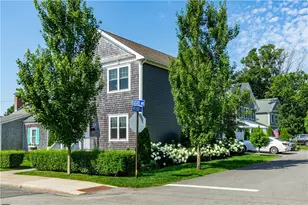 19 Eustis Ave, Newport, RI 02840 - Photo 1