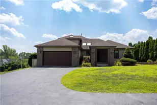 9 Katelan Ct, Cranston, RI 02921 - Photo 1