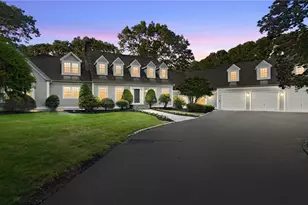 16 Hillside Rd, Cumberland, RI 02864 - Photo 1