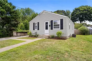 92 Falcon Ave, Warwick, RI 02888 - Photo 1