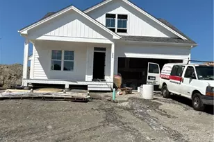 288 Freedom Trail Dr, Portsmouth, RI 02871 - Photo 1