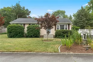 64 Deerfield Dr, Warwick, RI 02886 - Photo 1