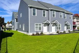 578 Elm St, Woonsocket, RI 02895 - Photo 1