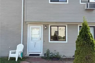 66 Girard Ave, Newport, RI 02840 - Photo 1