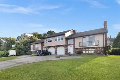 239 Eustis Avenue #A, Newport, RI 02840 - Photo 1