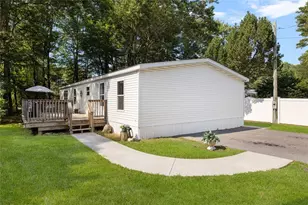 26 Woodridge Dr, Burrillville, RI 02839 - Photo 1