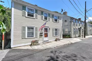 34 Central St, Bristol, RI 02809 - Photo 1