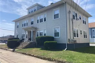 10 Belmont St, Pawtucket, RI 02860 - Photo 1