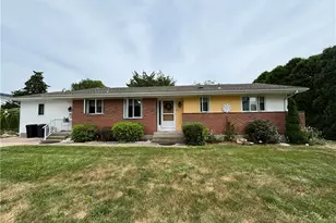 57 Maplewood Ave, Westerly, RI 02891 - Photo 1