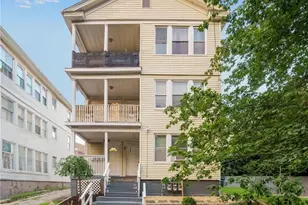 53 Raymond St, Providence, RI 02908 - Photo 1