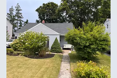 34 Nimitz Road, East Providence, RI 02916 - Photo 1