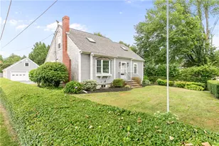 128 Ruggles Ave, Newport, RI 02840 - Photo 1