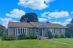 30 Alvin St, Warwick, RI 02886 - Photo 1